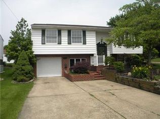 362 McWilliams Dr, Natrona Heights, PA 15065