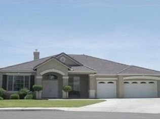 9513 Canyon Lake Ct, Bakersfield, CA