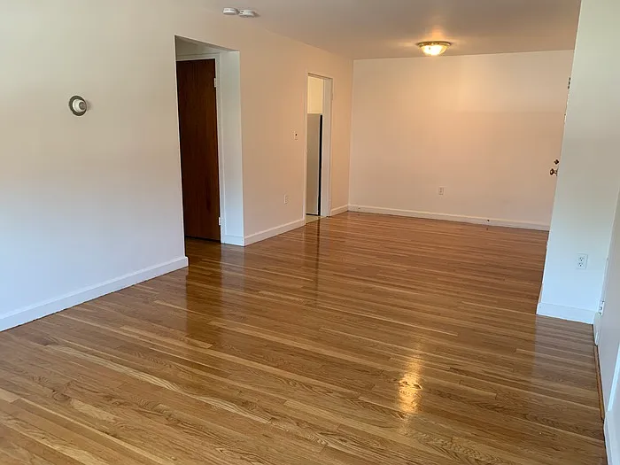 6 Harris Cir #3 — Photo 7