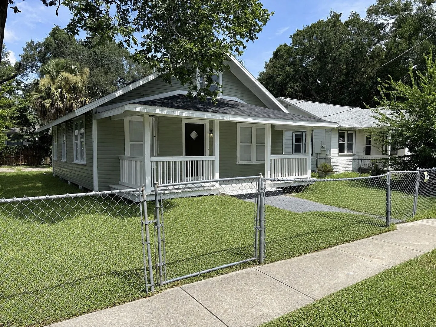 Freshly remodeled 2Bedroom / 1Bath home at Highland Park! — Photo 2