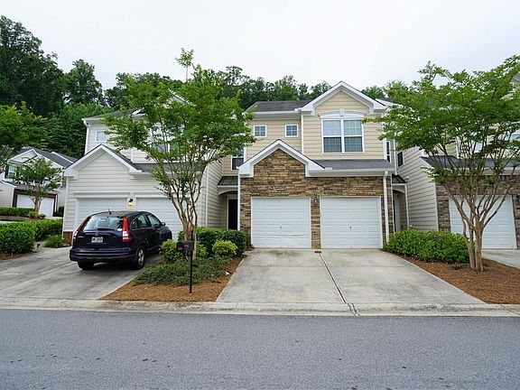 2nd image of 305 Niblewill Pl #29
