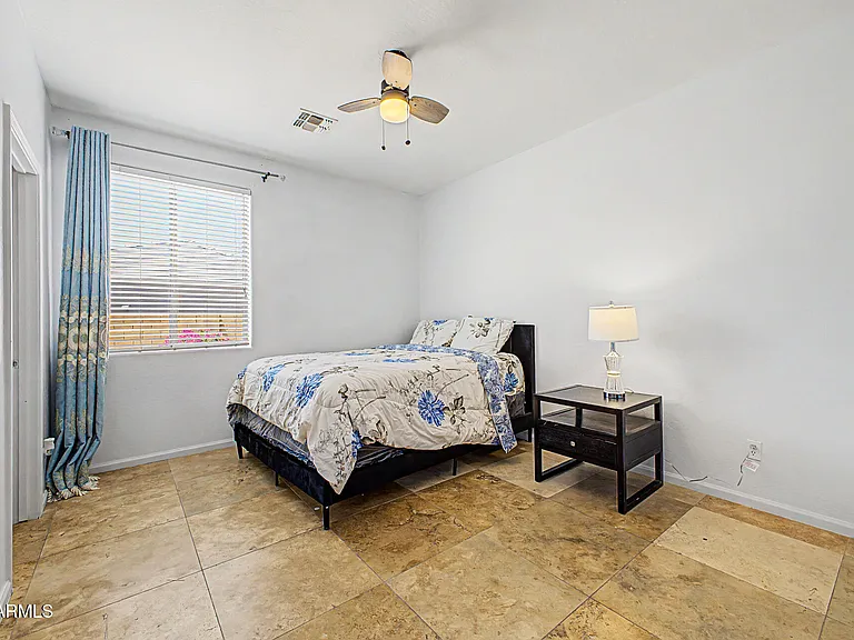 29601 W Columbus Ave — Photo 17