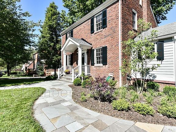 5th image of 2832 Cleave Dr
