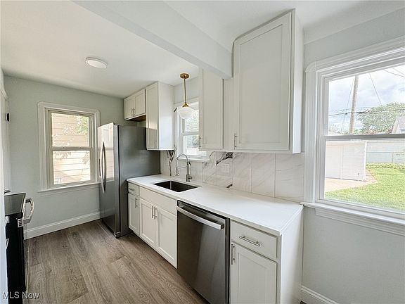 2nd image of 2503 North Ave