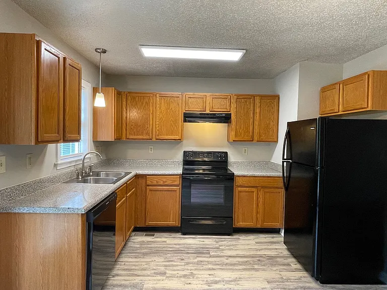 2019 Rath St — Photo 5