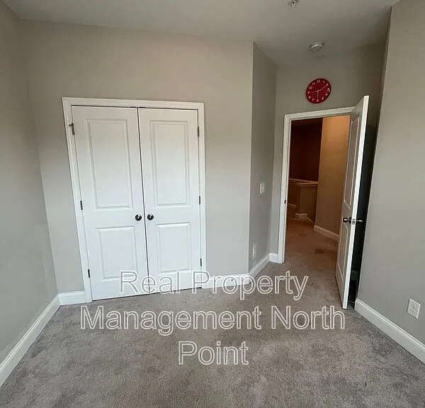 942 Catamaran Ct — Photo 25