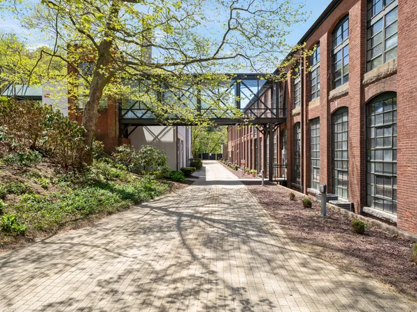 68 Thermos Avenue #112G, Norwich, CT 06360