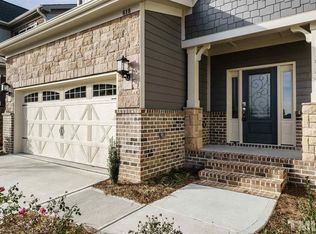 618 Angelica Cir, Cary, NC 27518