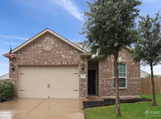 121 Rebel Rd, Venus, TX 76084