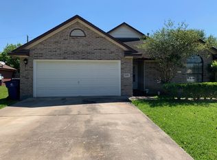 1192 Carey Dr, Angleton, TX 77515