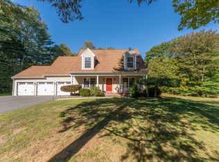 25 Pine Knolls Dr, Killingly, CT 06241