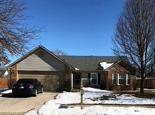 1731 Black Oak Ln, Franklin, IN 46131