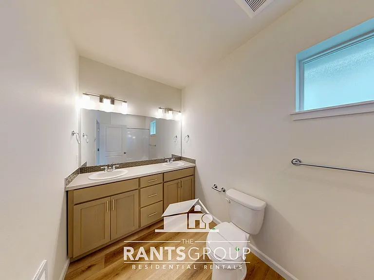 Forest Park Townhomes — Photo 67