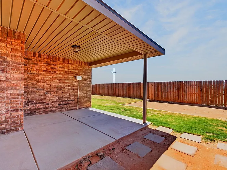 1310 Wrangler Ln — Photo 22