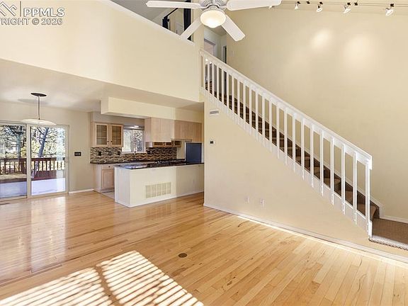 3rd image of 740 Westwood Trce