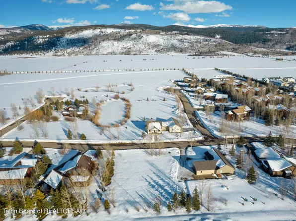 7388 Lupine Ln, Victor, ID 83455