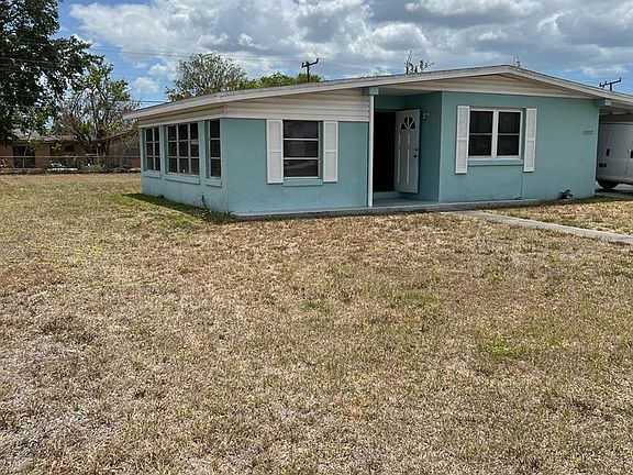 3rd image of 13532 Tamiami Trl
