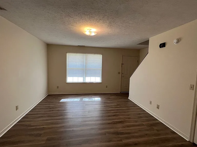 101B Sycamore Ct — Photo 7