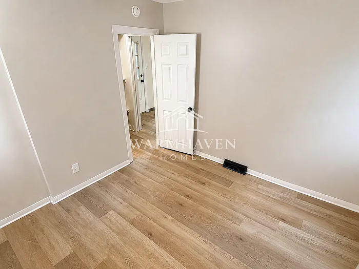 639 N Way St — Photo 5