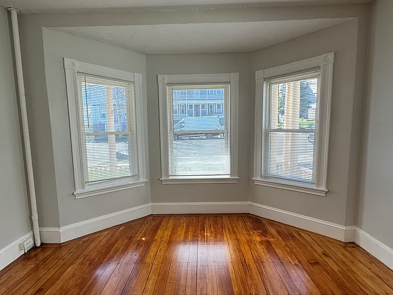 75 Lincoln Ave #1 — Photo 16