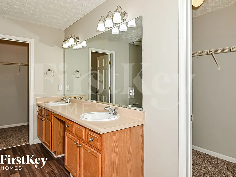 3602 Coveside Ct — Photo 12