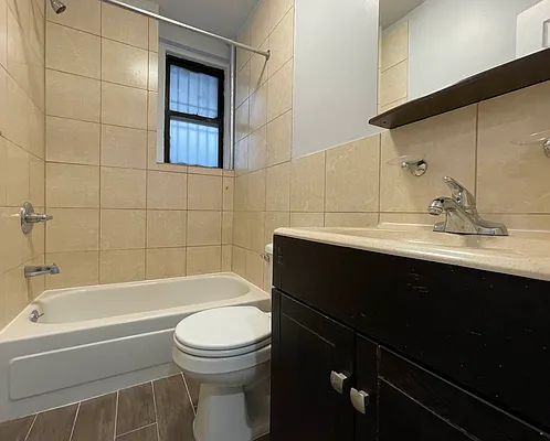 Rented by Sovereign Associates | media 11