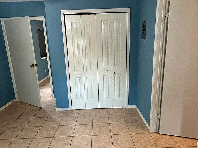 1707 Gates St — Photo 13