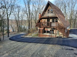 19 Lakeview Rd, Terryville, CT 06786