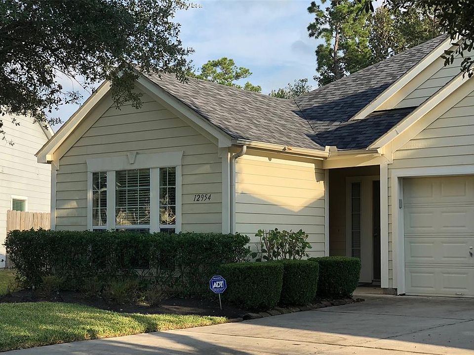 1st image of 12954 Pecan Shores Dr