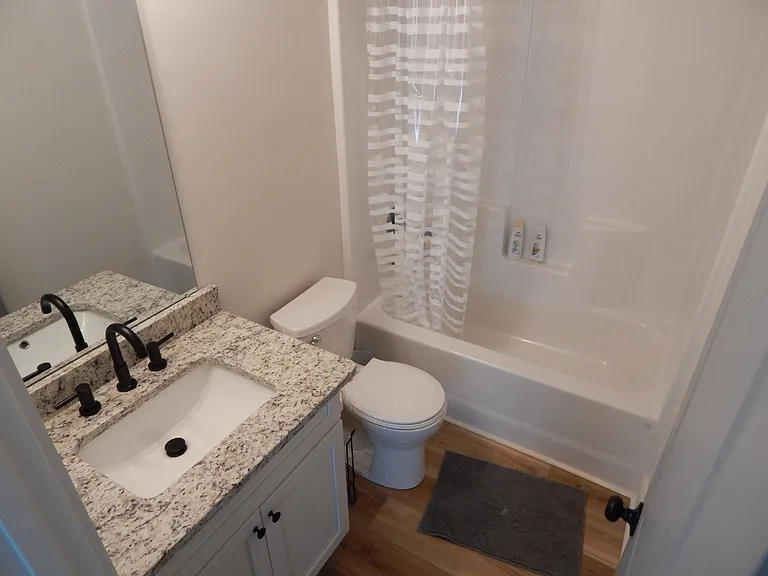 233 Marshland Ln — Photo 26