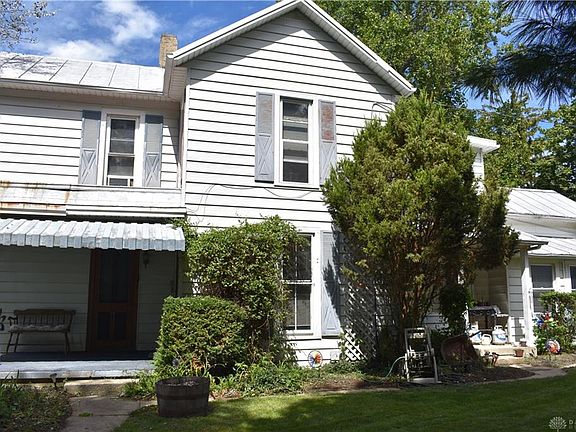 2nd image of 118 N Clay St