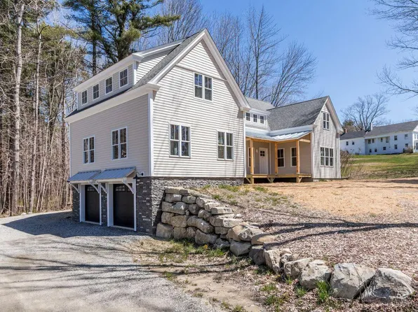 26 Stewart Street, Newcastle, ME 04553