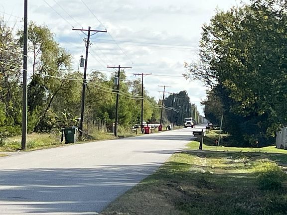 5th image of 1622 S County Road 486