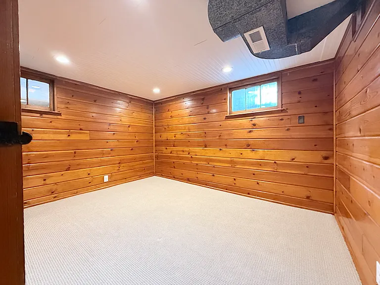 262 E Browning Ave — Photo 20