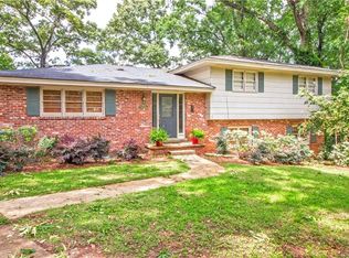 3637 Royal Crest Dr, Montgomery, AL 36109