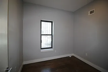 Rented by Empire Deeds LLC 