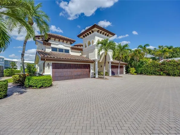 1311 Chesapeake AVE #4A, NAPLES, FL 34102