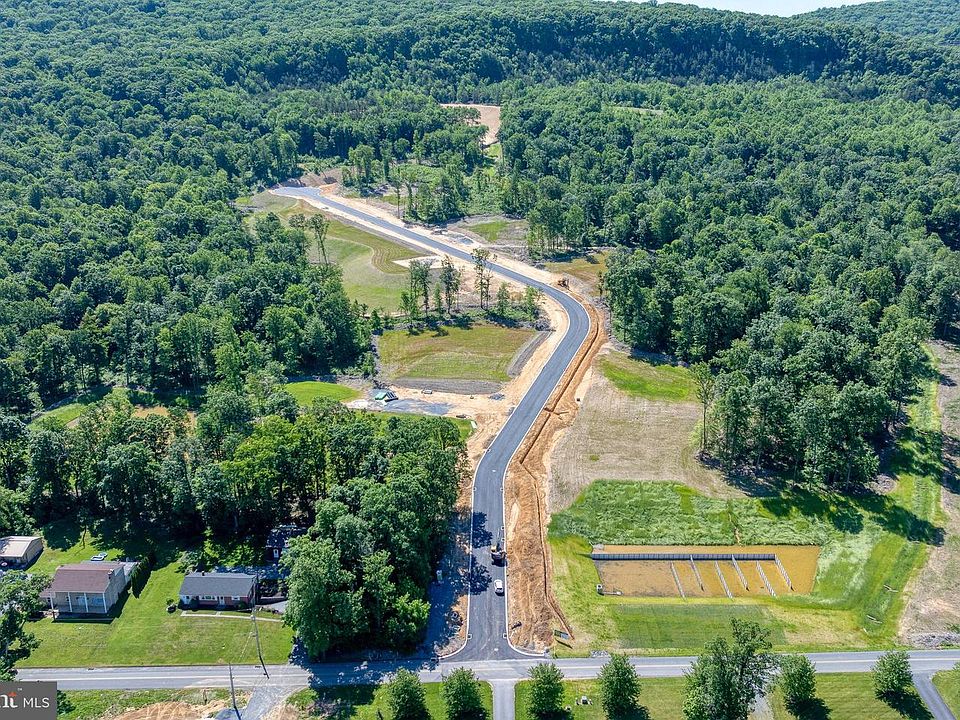 1st image of 9 Conveyor Dr