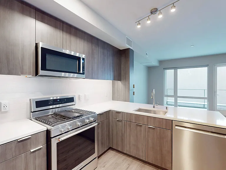 Residences at Lake Merritt — Photo 15