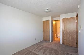 5th image of 812 12th Ave SE APT N8