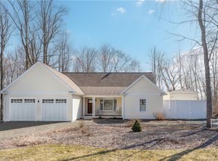 5 Chimney Sweep Rd, Wallingford, CT 06492