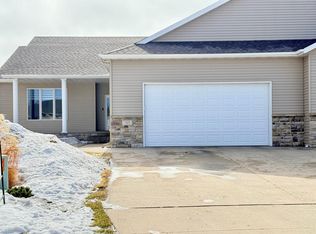 707 43rd Ave S, Moorhead, MN 56560