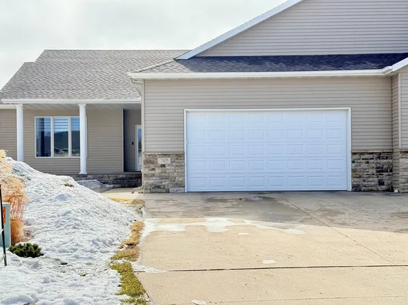 707 43rd Ave S, Moorhead, MN 56560