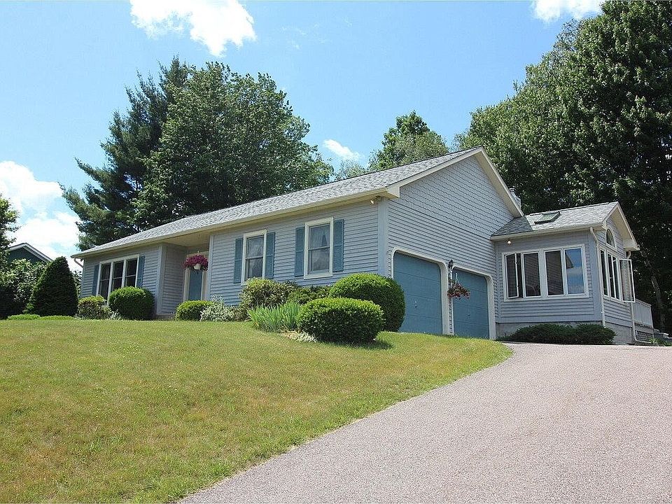 1st image of 26 Cabot Drive