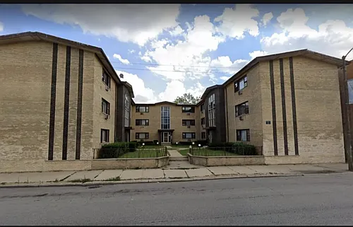 8700 S Paxton Ave #B3 Photo 1