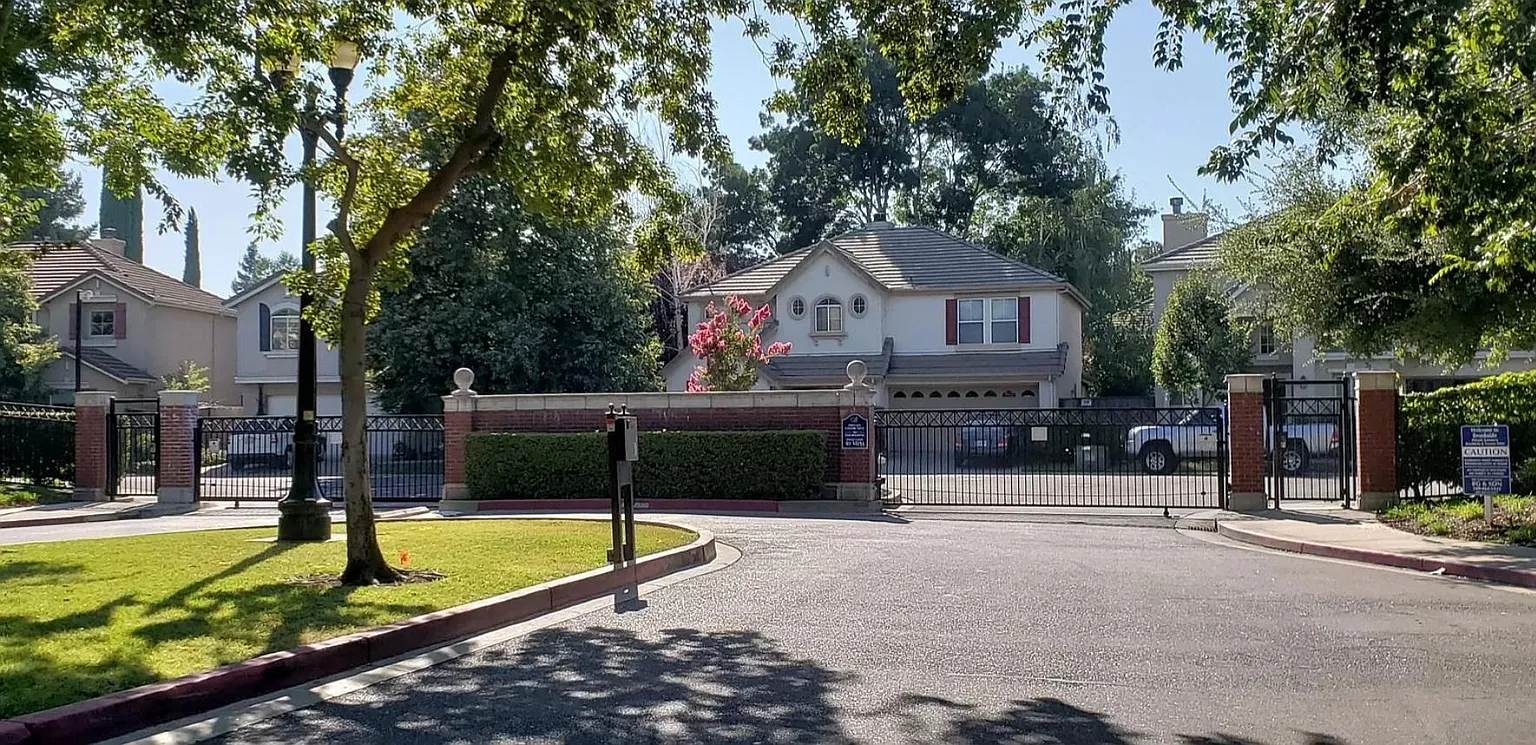 5428 Stone Bridge Ct photo 1
