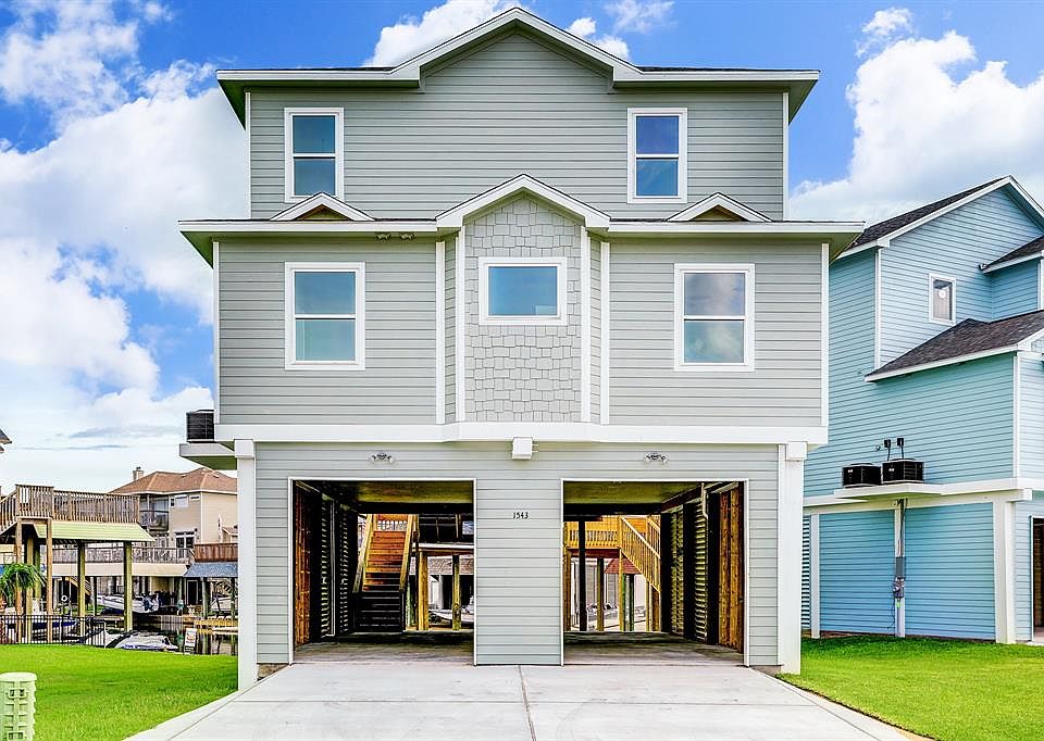 1st image of 1543 Windsong Way
