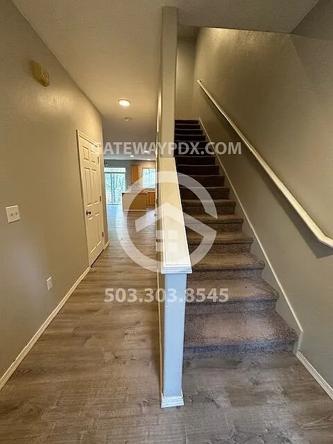 9115 SW 158th Ter — Photo 2