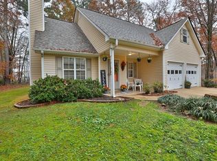 174 Holts Ct, Dawsonville, GA 30534