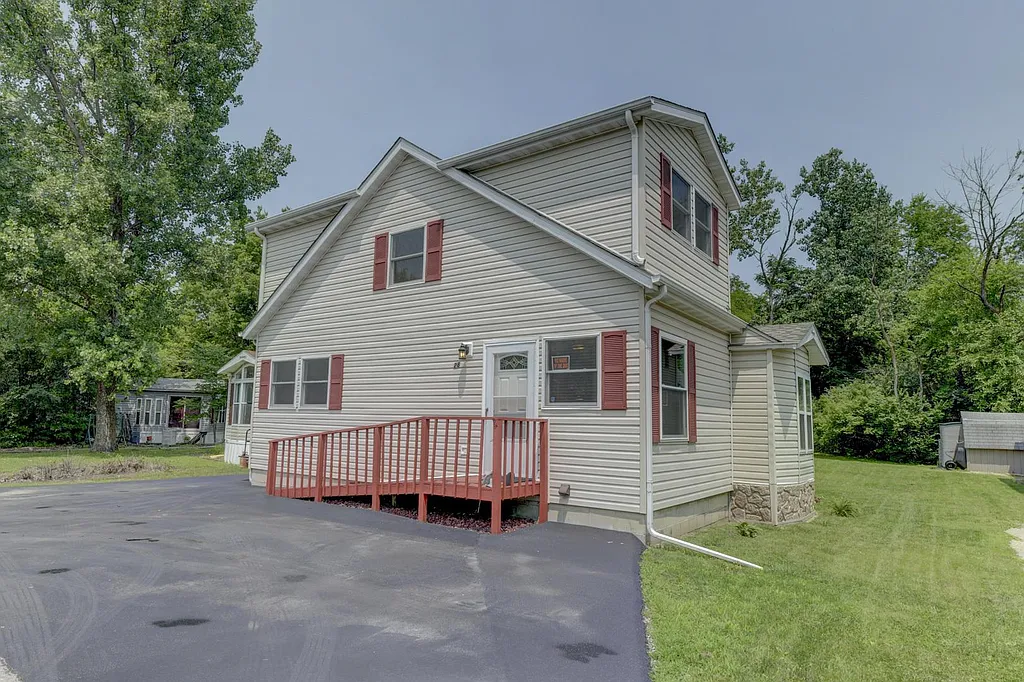 Property photo 2